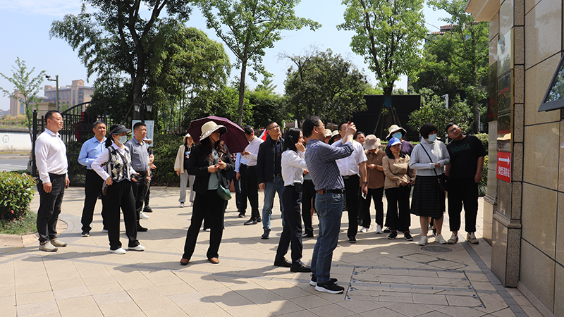 南京高淳區古柏街道觀摩團到華悅物業參觀交流